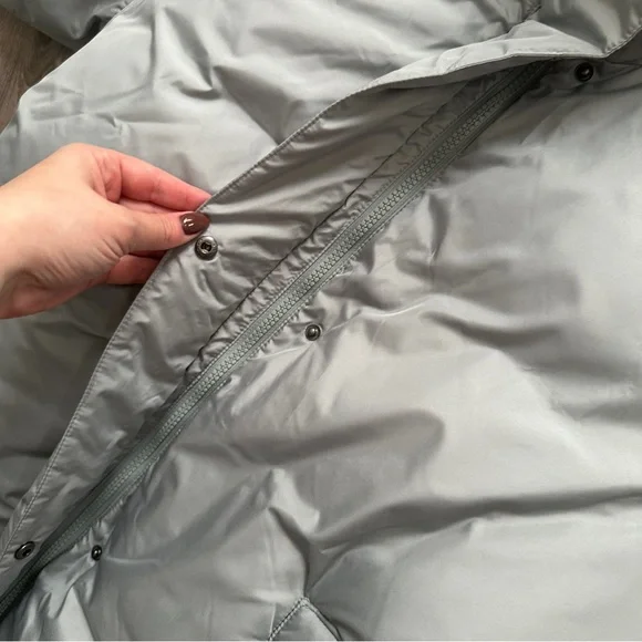 Old Navy Light Blue Puffer Coat - Picture 4 of 6